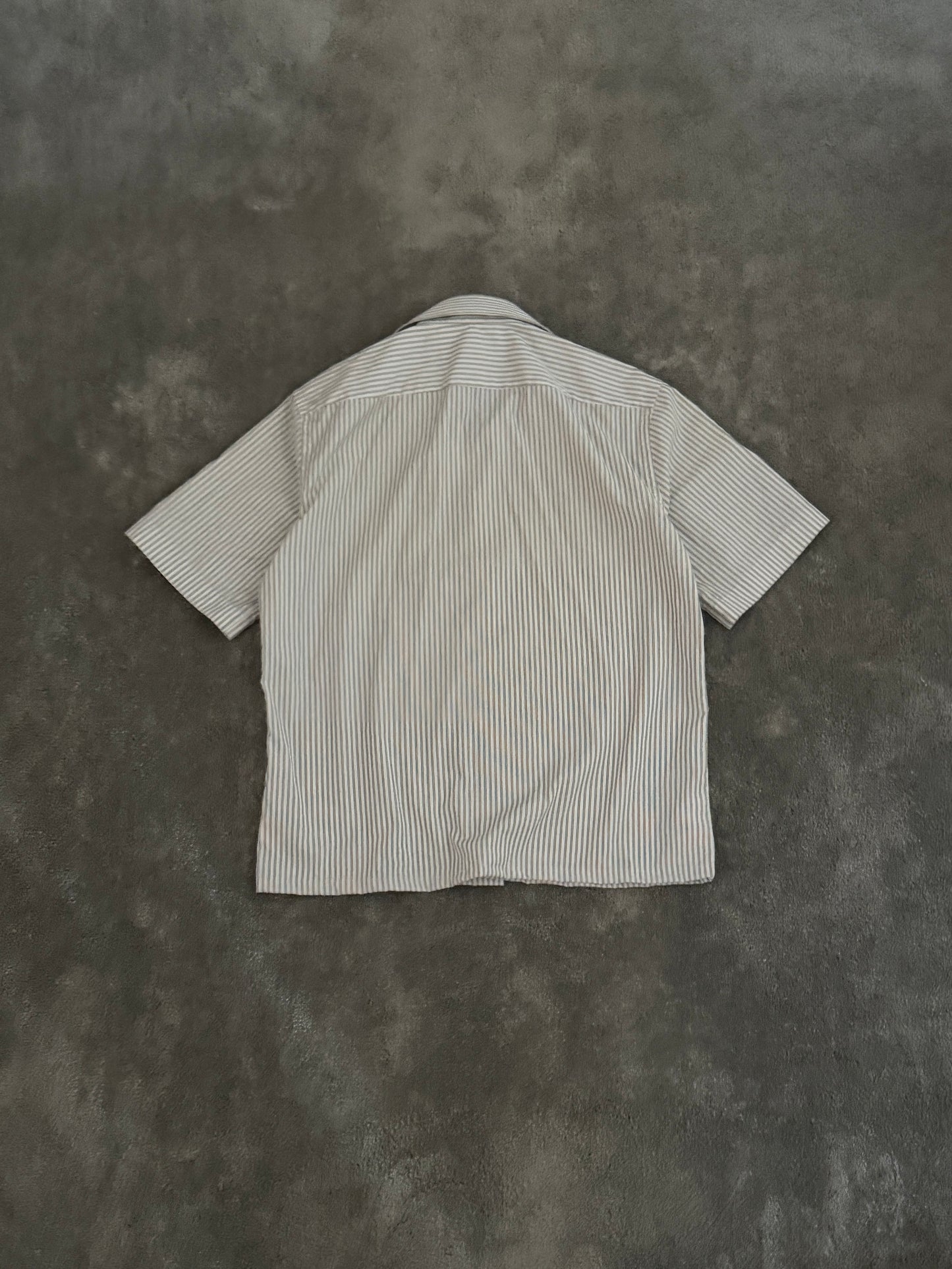 Cropped shirt Boxy fit (M)