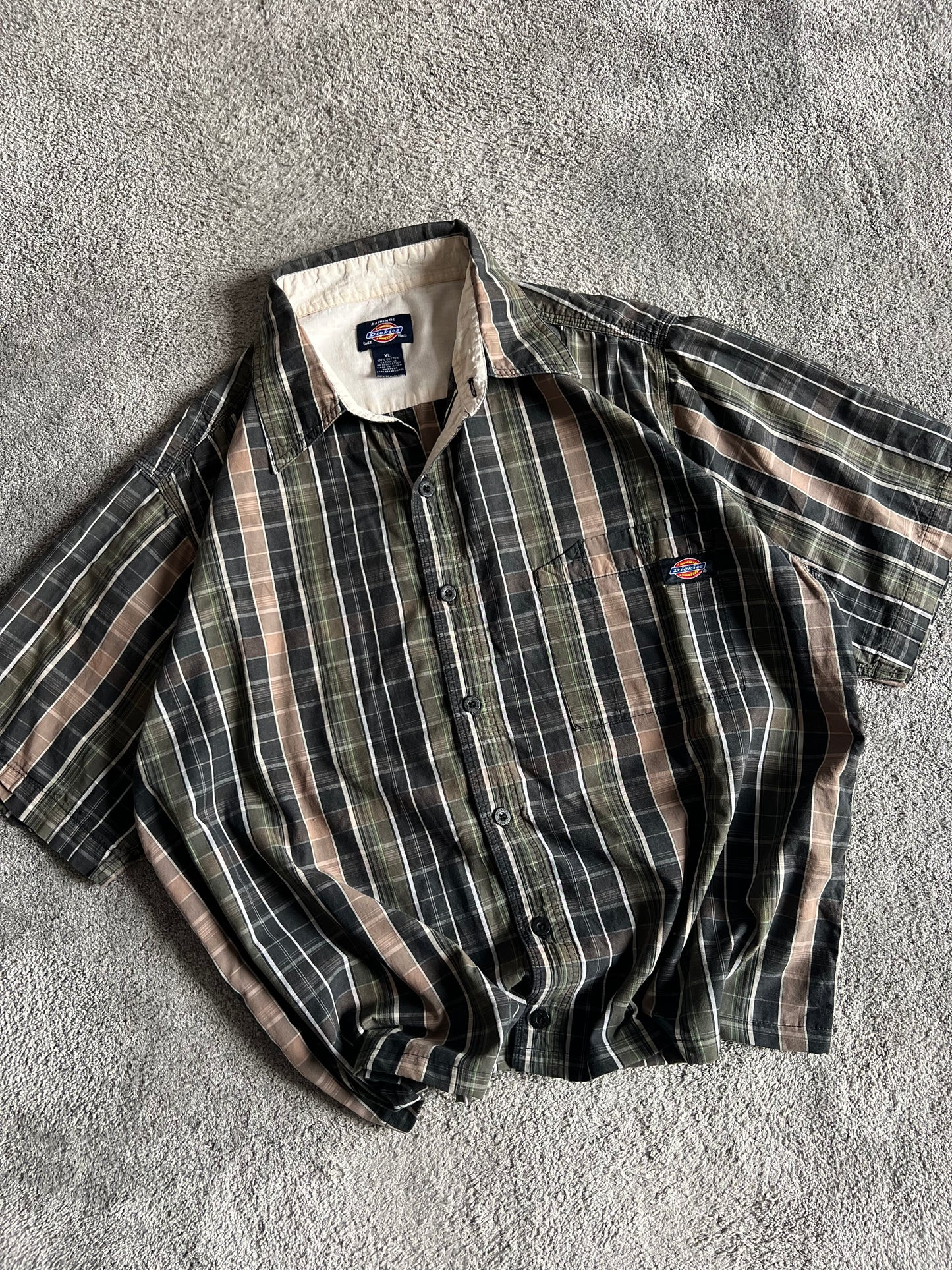 Cropped shirt Boxy fit (XL)