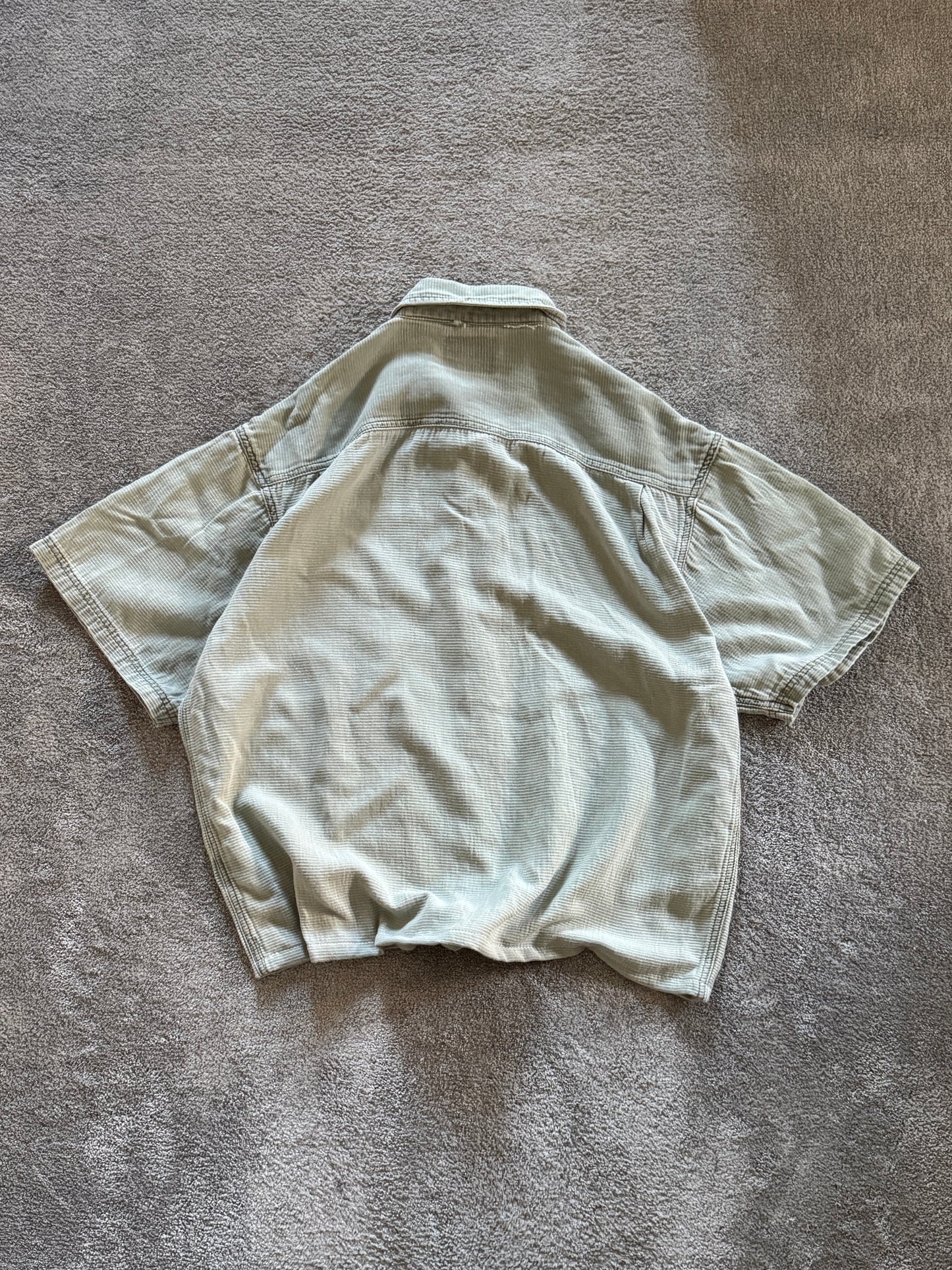 Cropped shirt Boxy fit (L)
