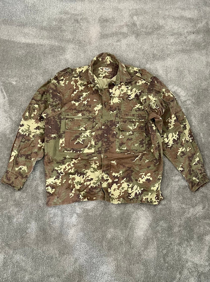 vintage camo jacket (XL)