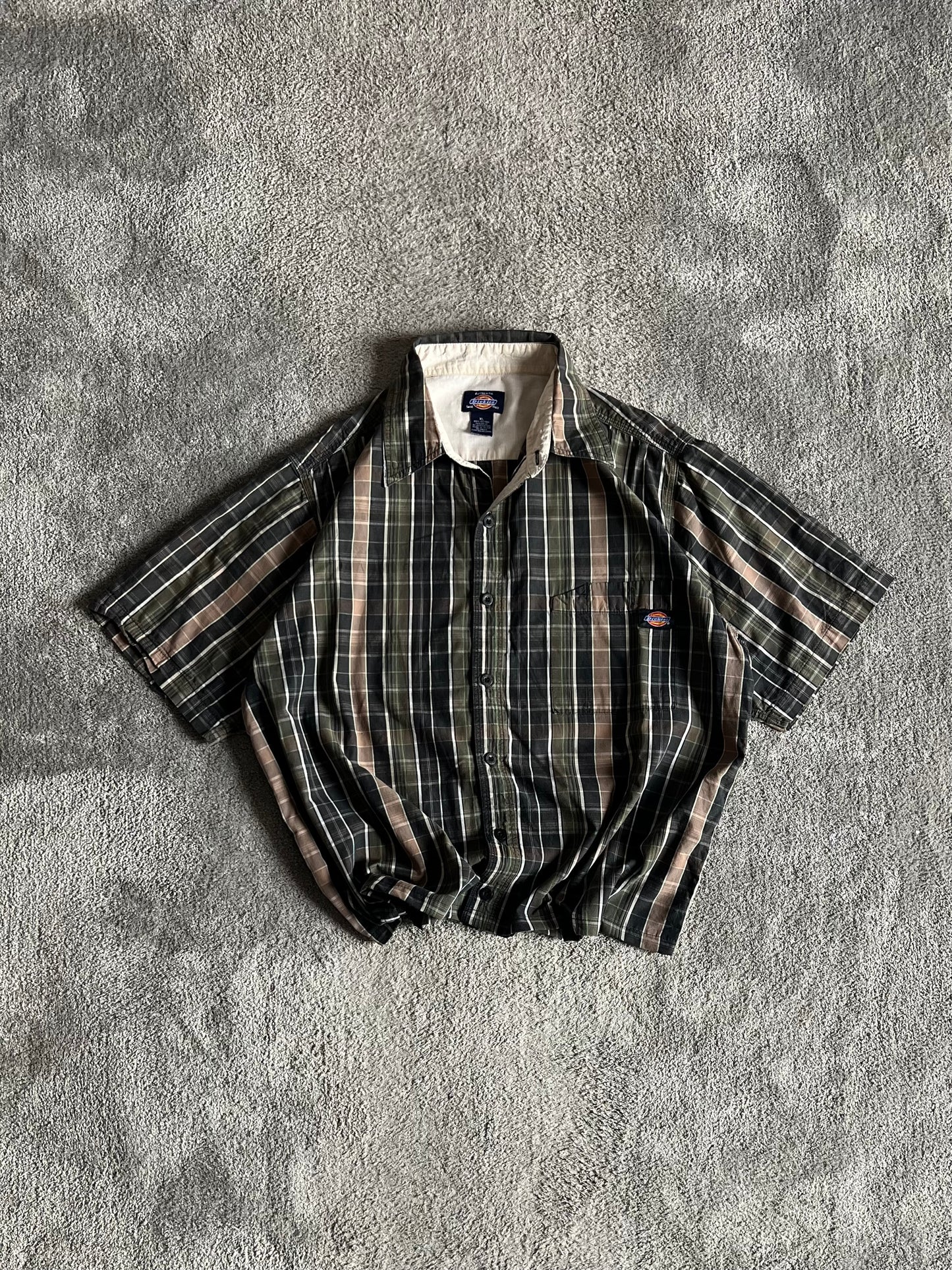 Cropped shirt Boxy fit (XL)