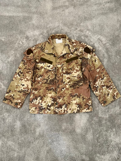 vintage camo jacket (M)