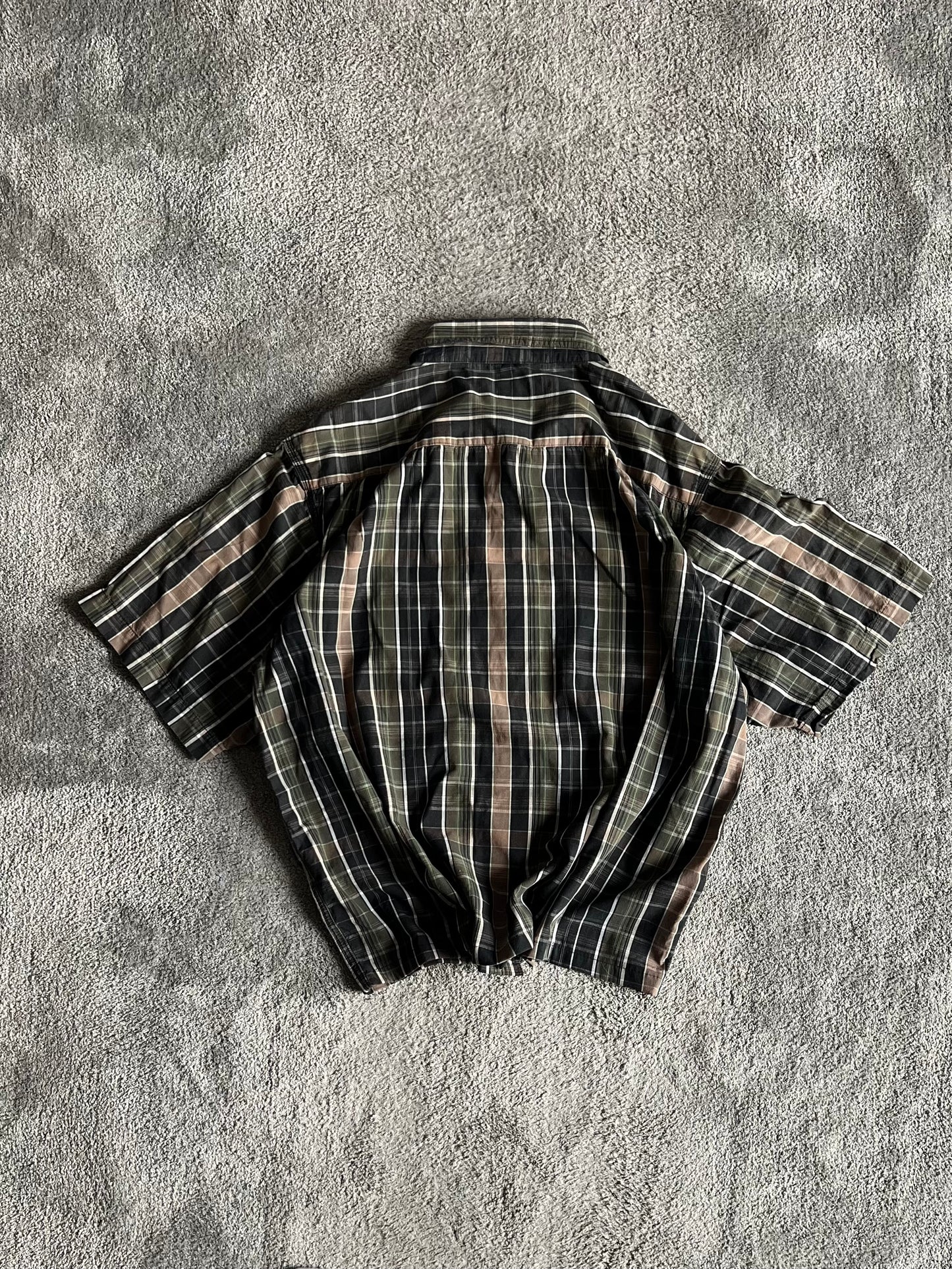 Cropped shirt Boxy fit (XL)